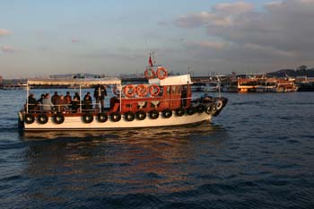 Travers�e du Bosphore - Turquie - Tourisme - Istanbul aux mille facet...